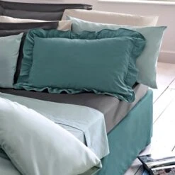 Non Iron Plain Dye White Frilled Pillowcase -Habitat Store 1000000607 alt03