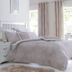 Versailles Thermal Eyelet Curtains -Habitat Store 30214553 alt03