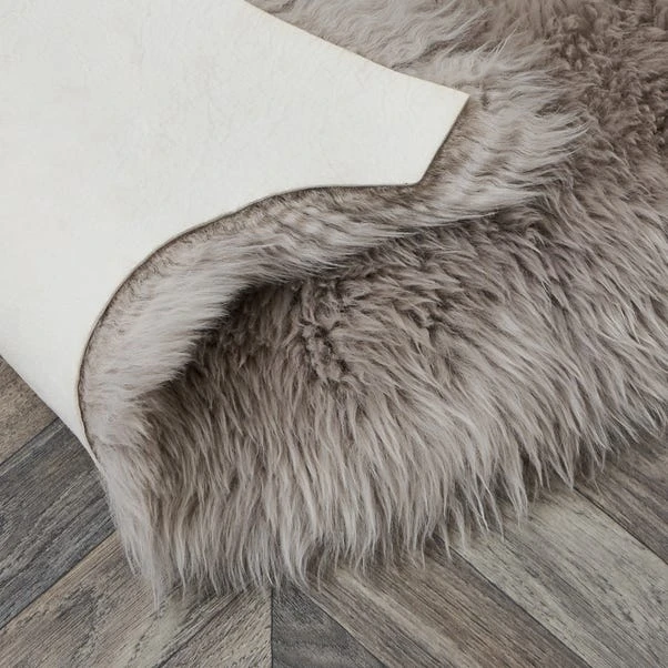 Single Pelt Sheepskin Rug 21 Single Pelt Sheepskin Rug - Image 19