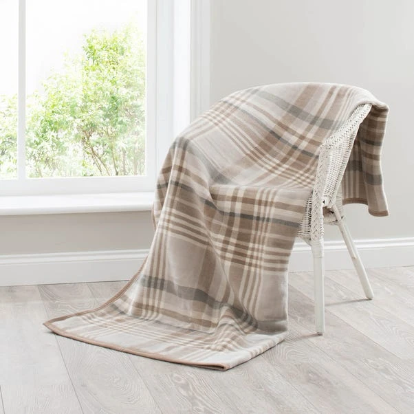 Super Soft Plaid Check Natural Throw 8 Super Soft Plaid Check Natural Throw - Image 6