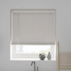 Fauxwood Venetian Blind -Habitat Store 30656908 alt07
