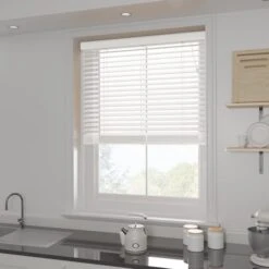 Fauxwood Venetian Blind -Habitat Store 30656996 alt08