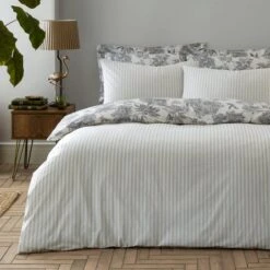 Amazonia Toile Reversible Duvet Cover And Pillowcase Set -Habitat Store 30721741 alt02