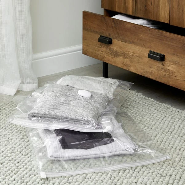 Set Of 2 Medium And Small Vacuum Storage Bags 3 Set Of 2 Medium And Small Vacuum Storage Bags