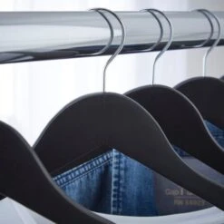 Pack Of 10 Wooden Hangers -Habitat Store 30735717 alt01