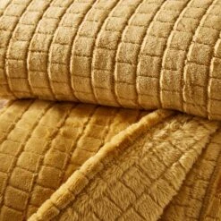 Embossed 130cm X 180cm Throw 9 Embossed 130cm X 180cm Throw -Habitat Store 30765403 alt02