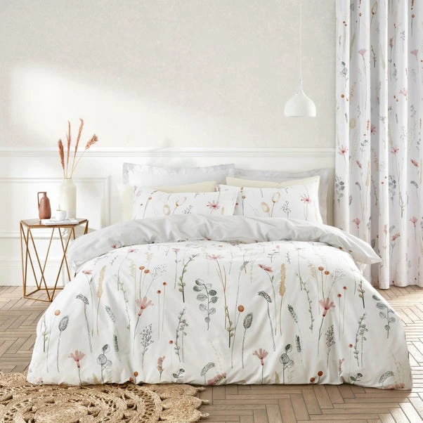 Dried Flowers Duvet Cover And Pillowcase Set 3 Dried Flowers Duvet Cover And Pillowcase Set