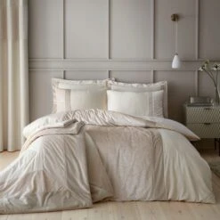 Beverley Duvet Cover And Pillowcase Set -Habitat Store 30772181 alt06