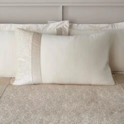 Beverley Duvet Cover And Pillowcase Set -Habitat Store 30772183 alt01