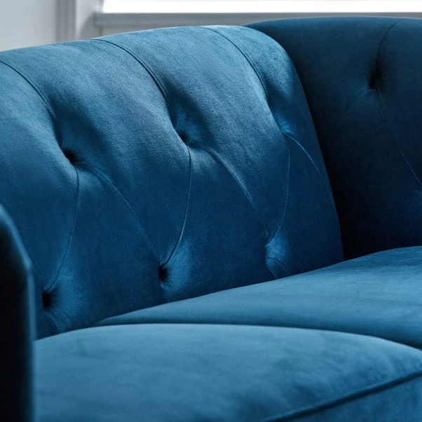 Chesterfield Opulent Velvet 3 Seater Sofa 9 Chesterfield Opulent Velvet 3 Seater Sofa - Image 7