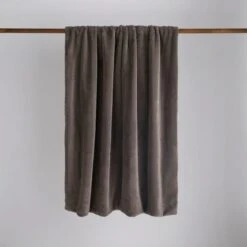 Lenon Faux Fur Throw, Grey 130cm X 170cm 8 Lenon Faux Fur Throw, Grey 130cm X 170cm -Habitat Store 30825796 alt01