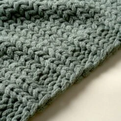 Chunky Knit Recycled Throw 130cm X 170cm -Habitat Store 30826707 alt01
