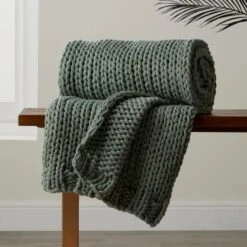 Chunky Knit Recycled Throw 130cm X 170cm -Habitat Store 30826707 alt04