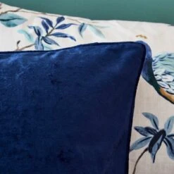 Crushed Velour Piped Pillowcase 21 Crushed Velour Piped Pillowcase -Habitat Store 30828693 alt01