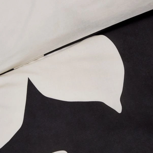 Leila Floral Black Duvet Cover And Pillowcase Set 10 Leila Floral Black Duvet Cover And Pillowcase Set - Image 8