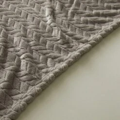 Amelia Recycled Throw, 200cm X 200cm -Habitat Store 30829484 alt03