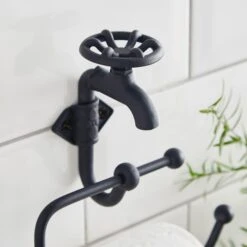 Vintage Tap Toilet Roll Holder -Habitat Store 30830146 alt01