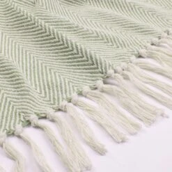 Jenson Herringbone Throw 130cm X 180cm 36 Jenson Herringbone Throw 130cm X 180cm -Habitat Store 30834216 alt01