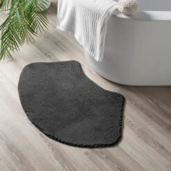 Mini Bobble Oval Bath Mat -Habitat Store 30867967