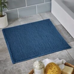 Mini Bobble Shower Mat -Habitat Store 30868044