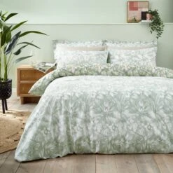 Soft Tropics Duvet Cover & Pillowcase Set 39 Soft Tropics Duvet Cover & Pillowcase Set -Habitat Store 30868089 alt02