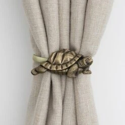 Tortoise Magnetic Tieback