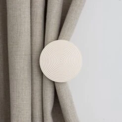 Ribbed Metal Curtain Dresser -Habitat Store 30883264 alt01