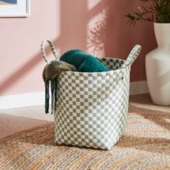 Checkered Plastic Storage Basket -Habitat Store 30890665