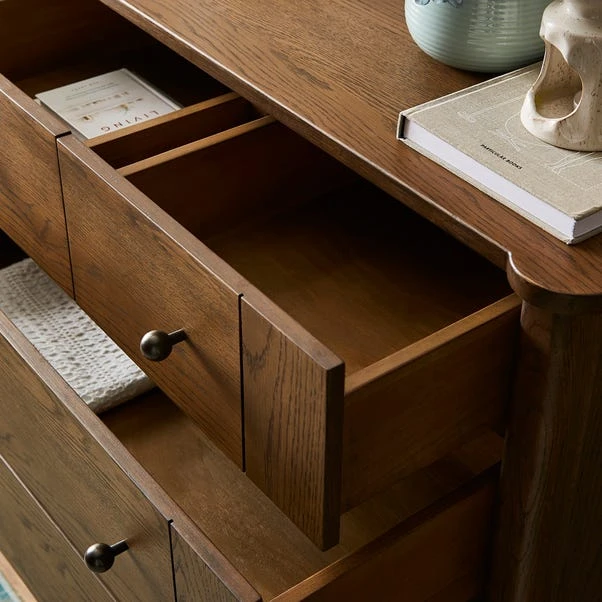 Ratcliffe 5 Drawer Chest 5 Ratcliffe 5 Drawer Chest - Image 3