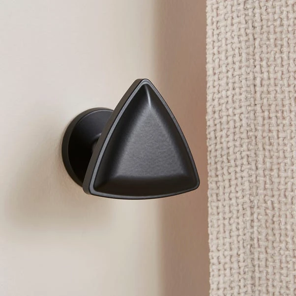 Set Of 2 Triangle Curtain Hooks 3 Set Of 2 Triangle Curtain Hooks