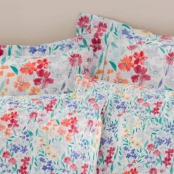 Daisy Meadow Oxford Pillowcase 9 Daisy Meadow Oxford Pillowcase -Habitat Store 30897971 alt03