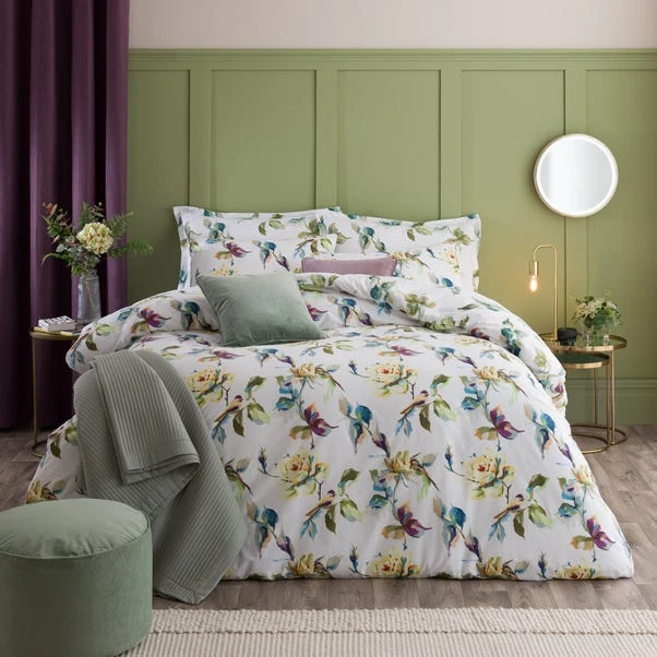 Rose Gardens Duvet Cover & Pillowcase Set 3 Rose Gardens Duvet Cover & Pillowcase Set