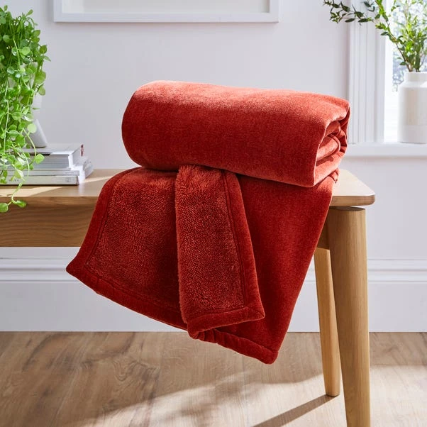 Cosy Chenille Throw 130x180cm 13 Cosy Chenille Throw 130x180cm - Image 11