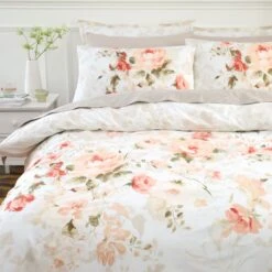 Evelyn Rose Coral Duvet Cover And Pillowcase Set 23 Evelyn Rose Coral Duvet Cover And Pillowcase Set -Habitat Store 30901548 alt01