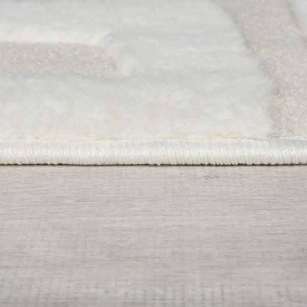 Boucle Carved Faux Fur Rug 6 Boucle Carved Faux Fur Rug - Image 4