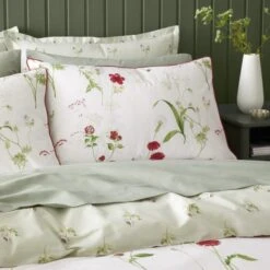 Penella Primrose Red Duvet Cover And Pillowcase Set -Habitat Store 30902254 alt01