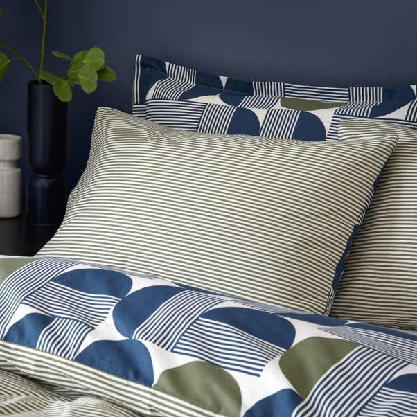 Bromley Modern Geo Navy Duvet Cover And Pillowcase Set 12 Bromley Modern Geo Navy Duvet Cover And Pillowcase Set - Image 10