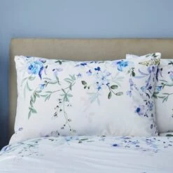 Nola Floral Duvet Cover And Pillowcase Set -Habitat Store 30904185 alt01