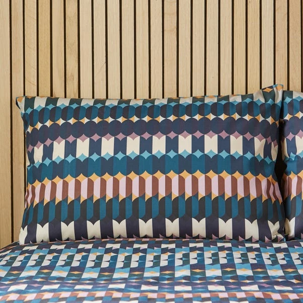 Oden Geometric Duvet Cover & Pillowcase Set 18 Oden Geometric Duvet Cover & Pillowcase Set - Image 16
