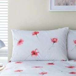 Lexi Poppy Red Duvet Cover And Pillowcase Set -Habitat Store 30904285 alt01
