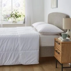 Luxury TENCEL™ Blend 4.5 Tog Summer Duvet 20 Luxury TENCEL™ Blend 4.5 Tog Summer Duvet -Habitat Store 30910644