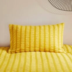 Westley Seersucker Duvet Cover And Pillowcase Set -Habitat Store 30912592 alt01