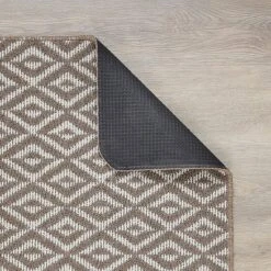 Marvel Geo Hard-wearing Washable Doormat 12 Marvel Geo Hard-wearing Washable Doormat -Habitat Store 30913610 alt02