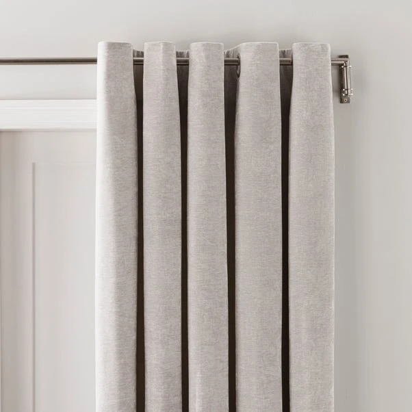 Vintage Chenille Thermal Eyelet Door Curtain 7 Vintage Chenille Thermal Eyelet Door Curtain - Image 5