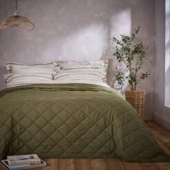 Helston Bedspread -Habitat Store 30924675