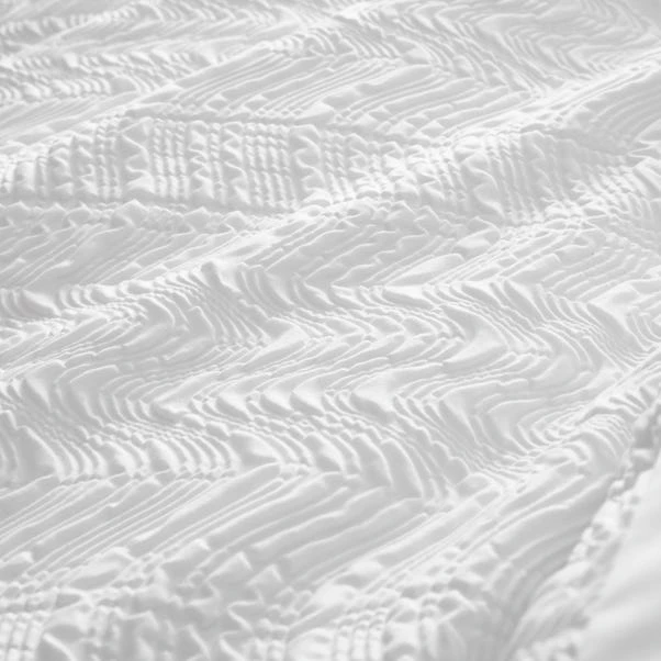Gia Wave Duvet Cover & Pillowcase Set 6 Gia Wave Duvet Cover & Pillowcase Set - Image 4