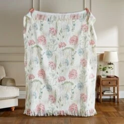 Country Meadow Throw 130cm X 180cm 8 Country Meadow Throw 130cm X 180cm -Habitat Store 30927595 alt01
