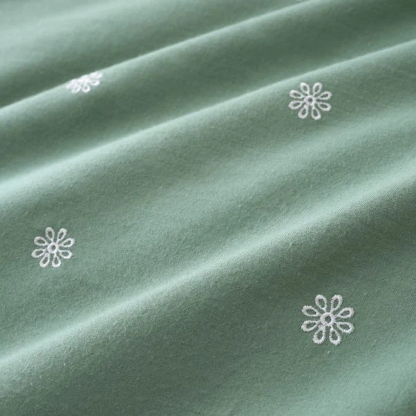 Zendaya Frilled 100% Cotton Duvet Cover And Pillowcase Set 18 Zendaya Frilled 100% Cotton Duvet Cover And Pillowcase Set - Image 16