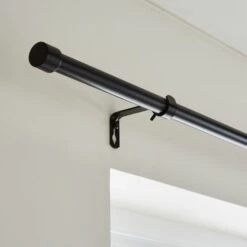 Stud Extendable Metal Curtain Pole -Habitat Store 30928168