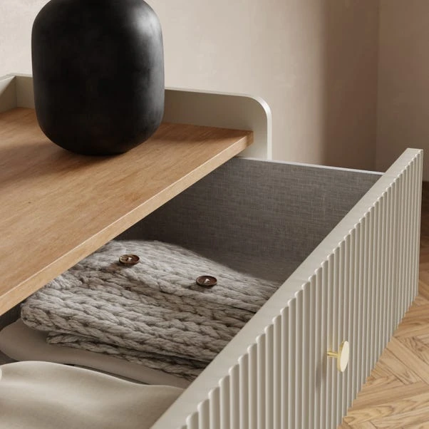 Georgi 3 Drawer Chest, Natural 5 Georgi 3 Drawer Chest, Natural - Image 3